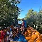 Casa vacanze Kalles, Skaergardsidyll Med Utsikt Oever Hamnsundet Saltvik