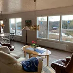 Casa vacanze Kalles, Skaergardsidyll Med Utsikt Oever Hamnsundet
