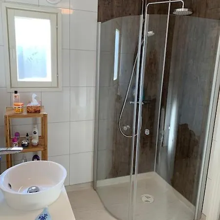 Kalles, Skaergardsidyll Med Utsikt Oever Hamnsundet Дом отдыха *