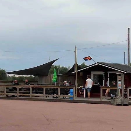 Semesterbostad Kalles, Skärgårdsidyll Med Utsikt över Hamnsundet *