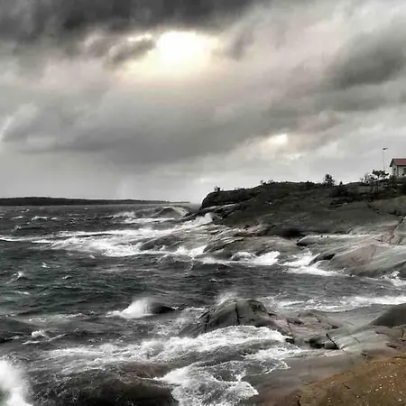 Kalles, Skärgårdsidyll Med Utsikt över Hamnsundet Semesterbostad *