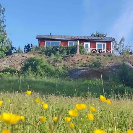 Prázdninový dům Kalles, Skaergardsidyll Med Utsikt Oever Hamnsundet *