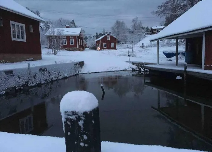 Loma-asunnot Kalles, Skaergardsidyll Med Utsikt Oever Hamnsundet Saltvik
